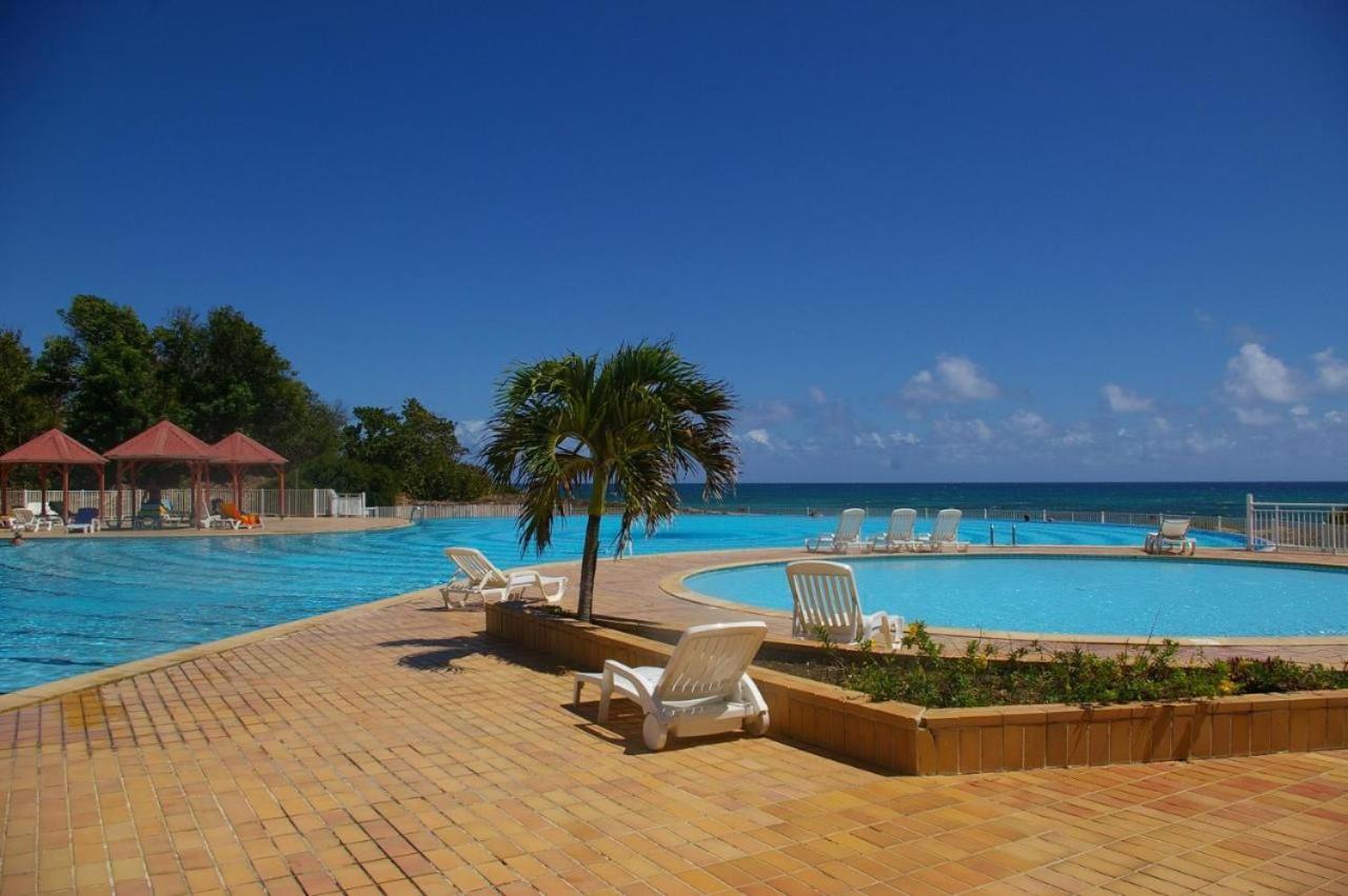 Chaleureux Studio 4 Personnes - Residence Anse Des Rochers - " Les Alizes Du Soir " Tout Equipe Et Citerne D'Eau Saint-Francois  Eksteriør billede